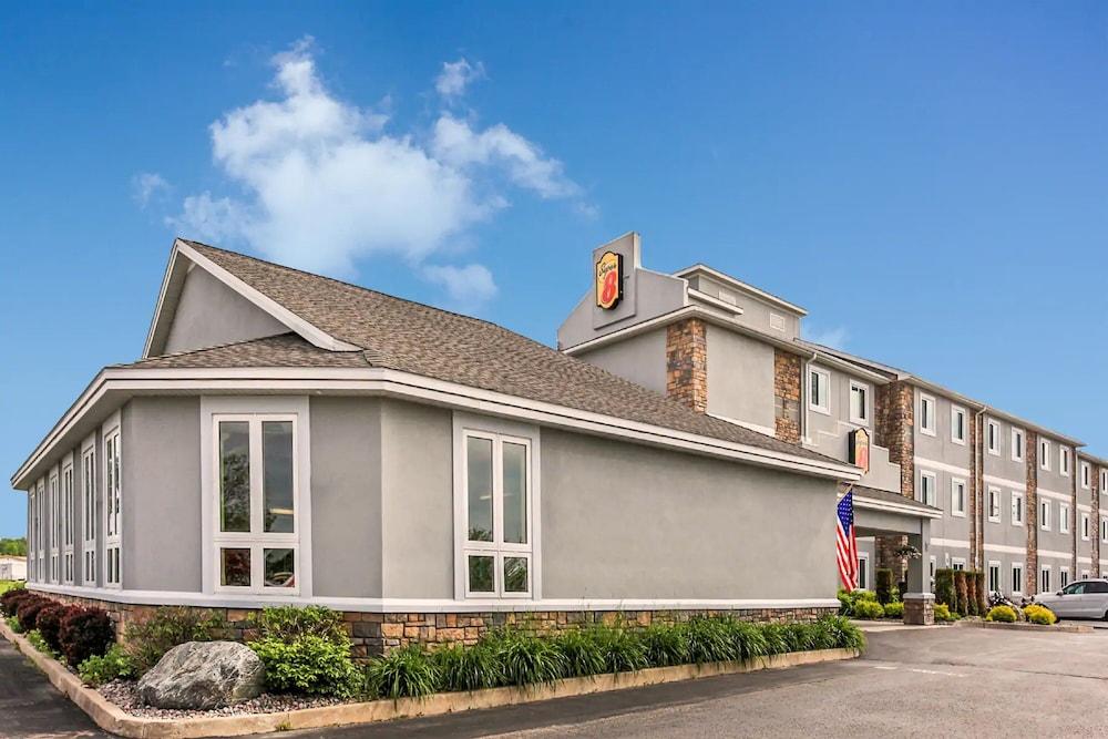 سوبر 8 باي ويندام سولت سانت ماري أون منطقة شواء/نزهات