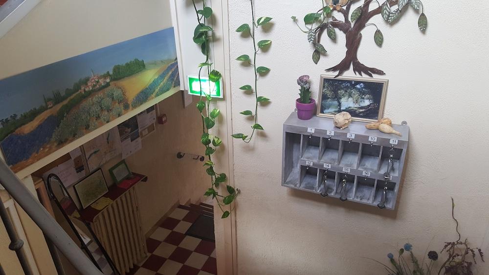 Le Chemin Neuf Interior