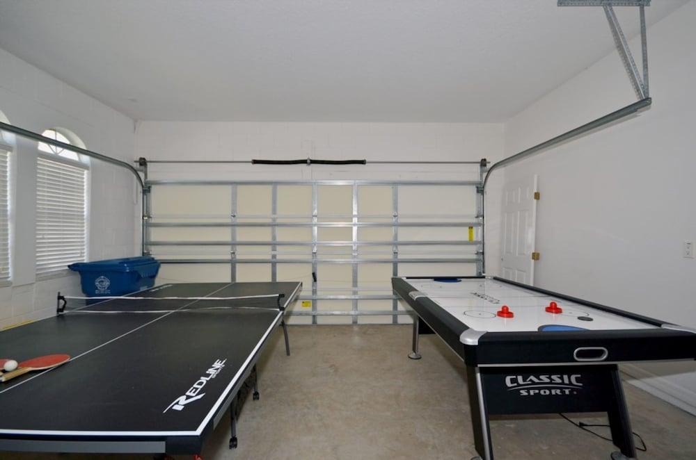 Calabay Parc at Tower Lake 221292 Game Room
