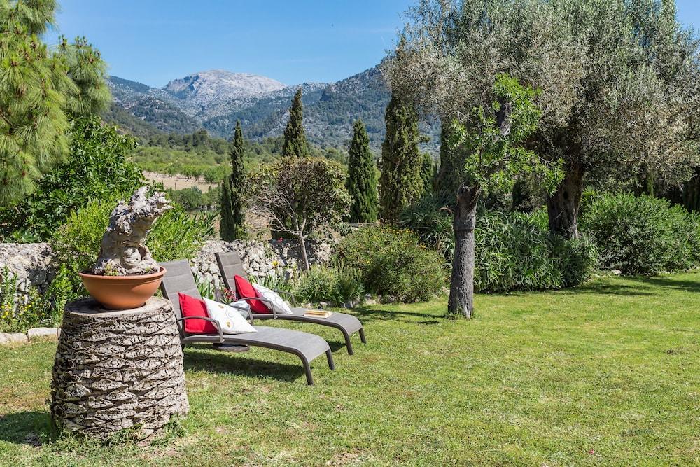 Finca Son Ametler Property Grounds