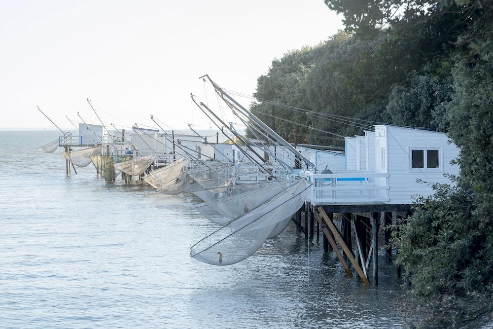 سوريز روياون - لو جروند أوتل دو لا بلاج تفاصيل الفندق من الخارج