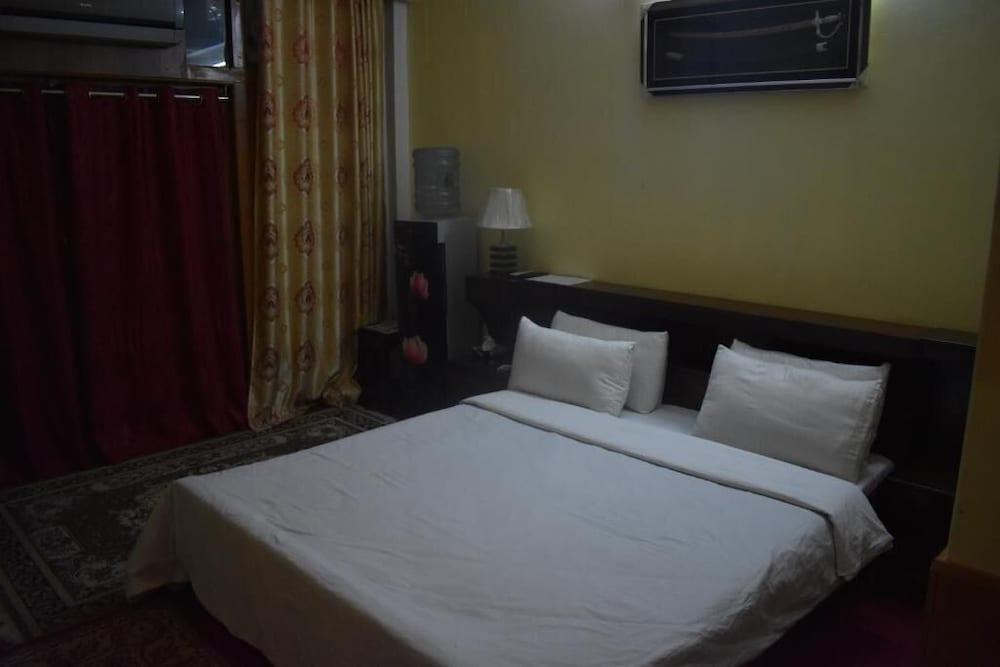 Gilgit Gateway Hotel Room