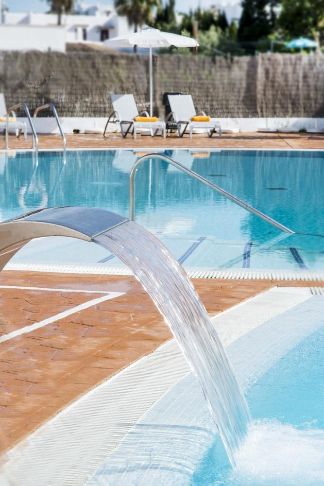 جافيمار آيريال تشيكو هوتل آند أبارتمنتس زحليقة مائية