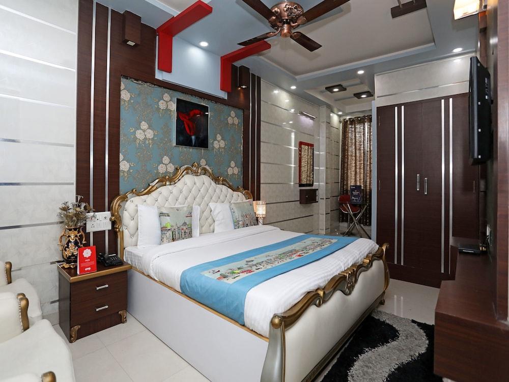OYO 2629 Hotel Royal Odyssey