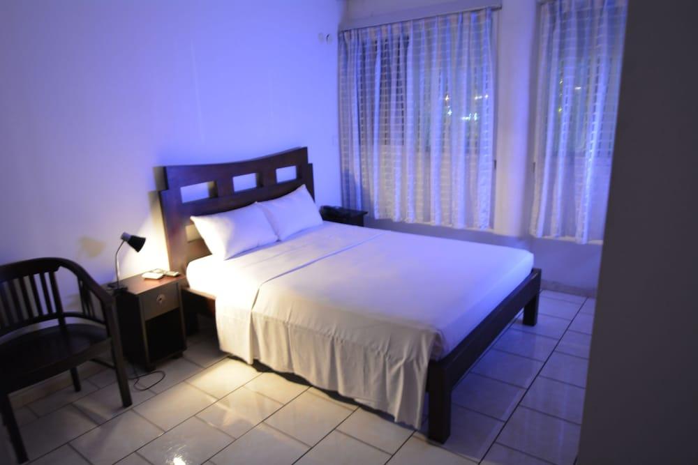Bayfront Hotel Featured Image