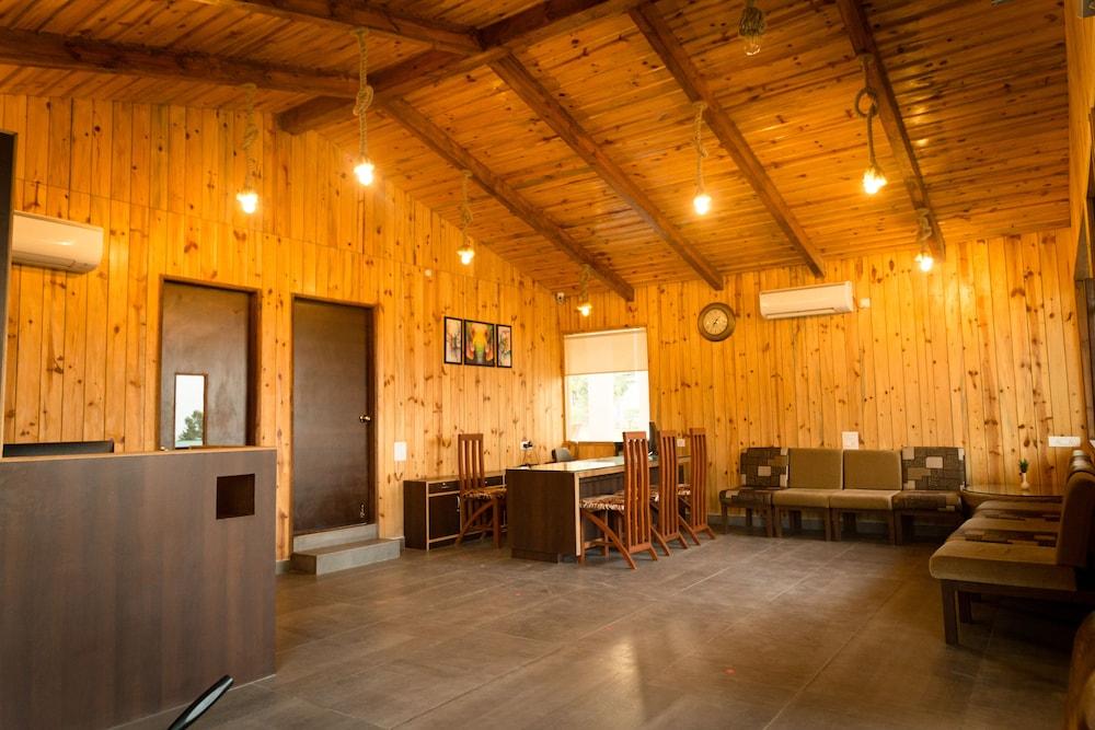 سيتاباني جانجل آند سبا ريزورت منطقة الاستقبال