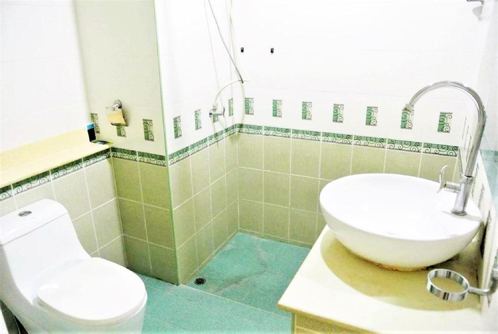 سبانيش بليس سنترال باتايا جريت لوكيشن فور نايتلايف حمام