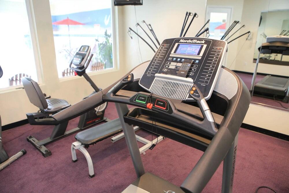 BayVue Hotel, Resort and Suites Fitness Facility