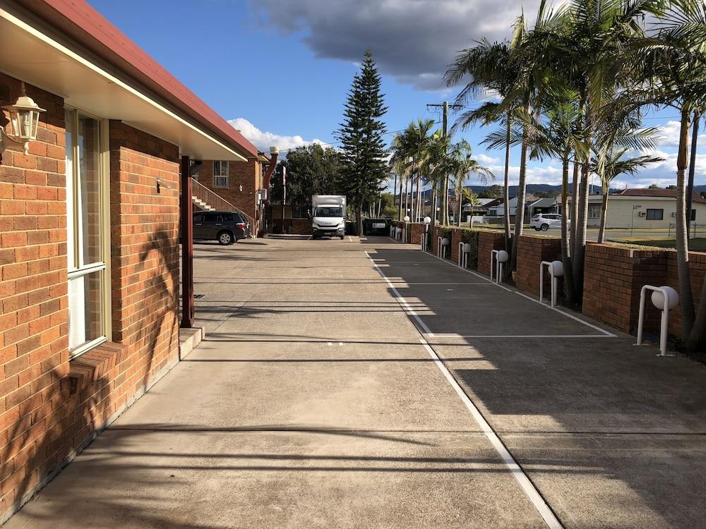 Aussie Rest Motel Exterior