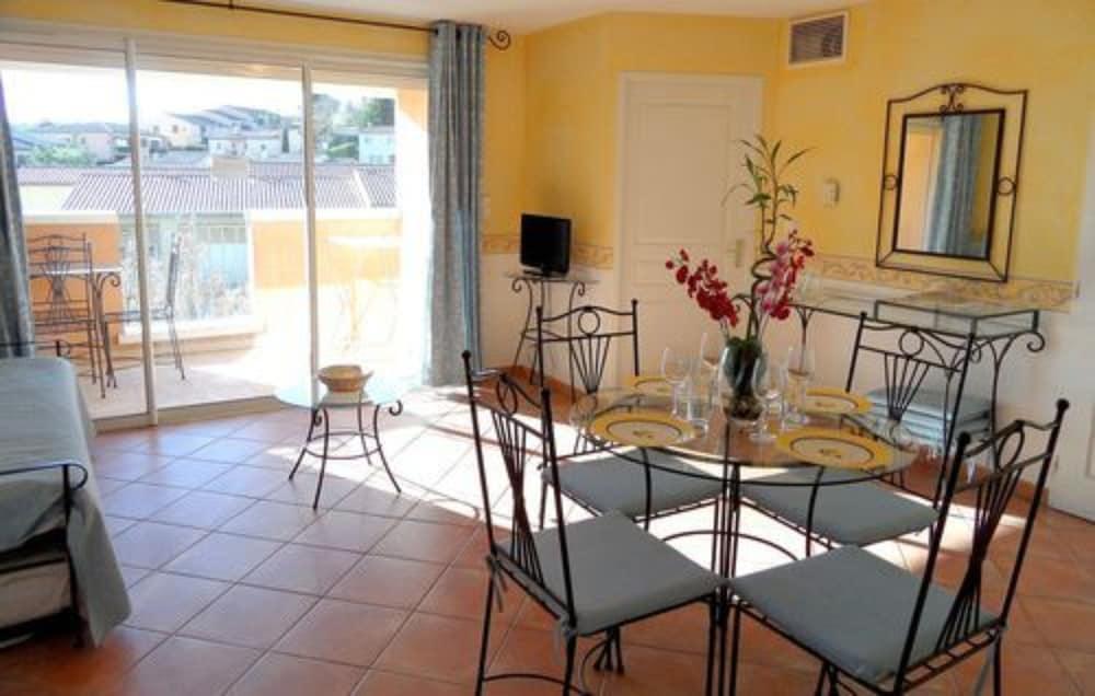 ريزيدونس أودالي لا ليكورن دو هوت بروفينس داخلي