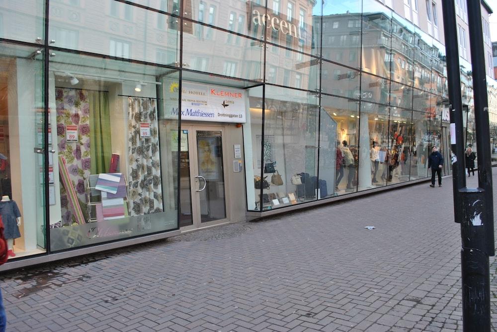 سولستا هوتل