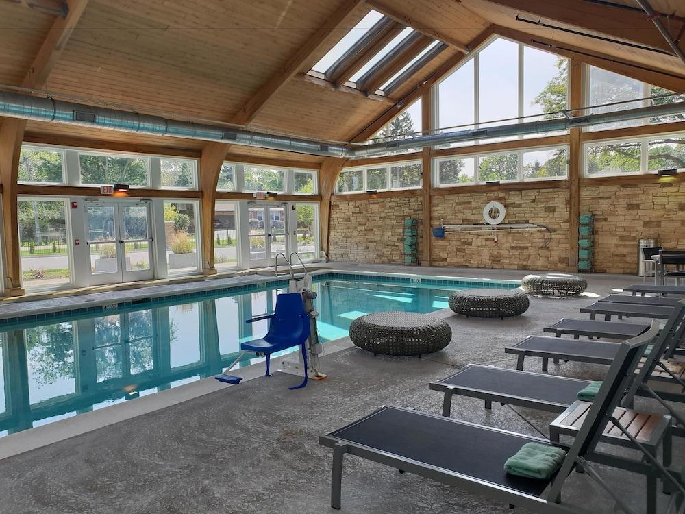 Crowne Plaza Chicago SW - Burr Ridge by IHG Waterslide