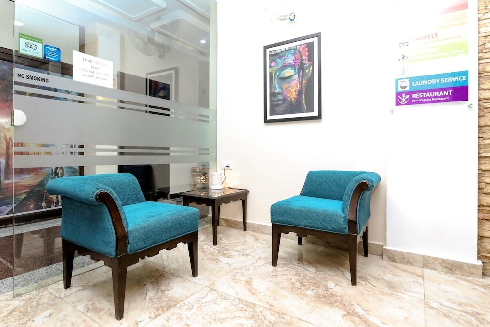 Hotel Yog Vashishth Lobby Sitting Area