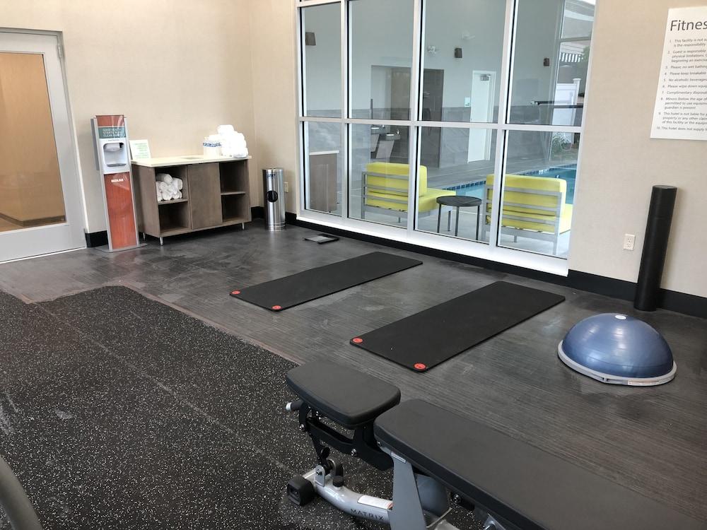 هوليداي إن آند سويتس ممفيس سوث إيست جيرمانتاونا باي آيتش جي مرفق اللياقة البدنية