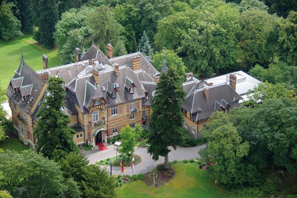 فيلا روستشايلد، آن أوتوجراف كوليكشن هوتل منظر من الجو