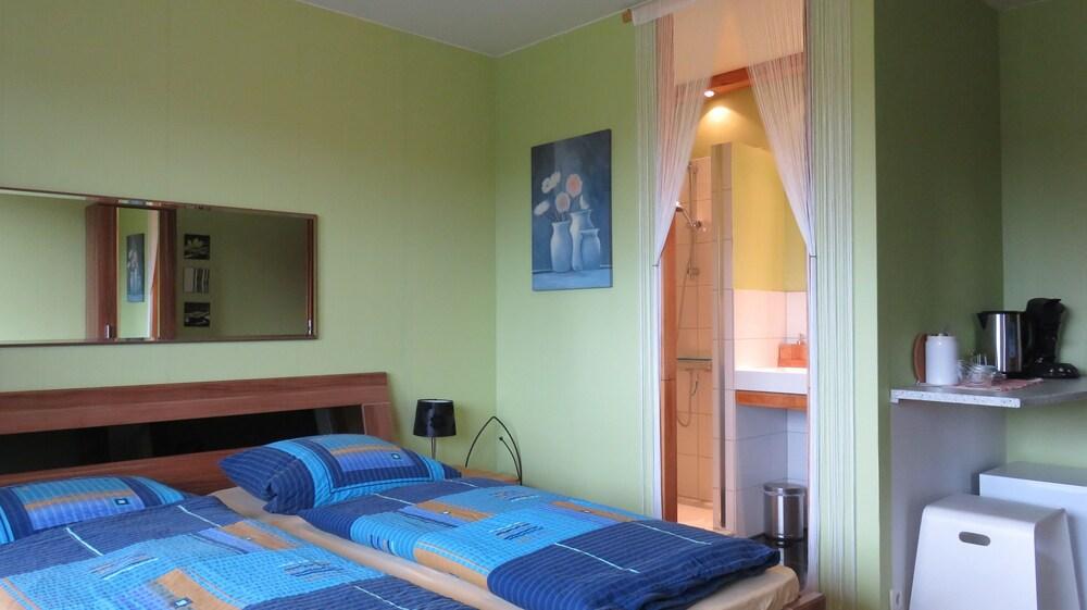 أونتركونفت أليندورف إدر غرفة