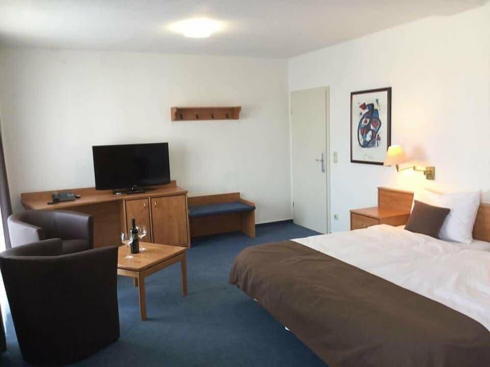 صني بيل إن هوتل الصورة الأساسية