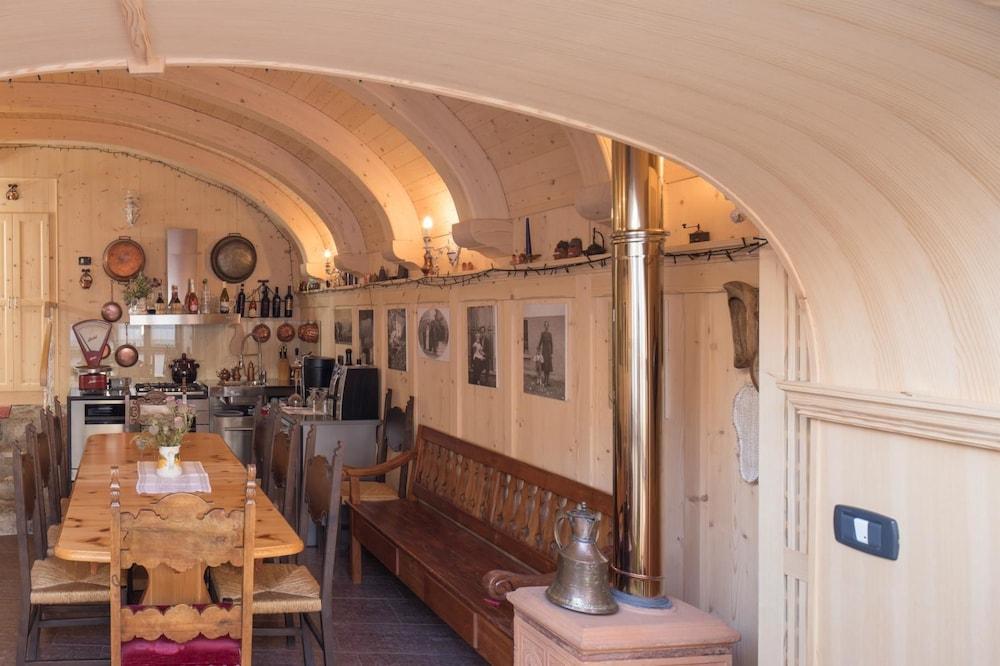 آر آن ب يا يرلا بلو داخلي