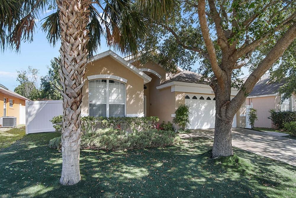 Tailwinds Exterior