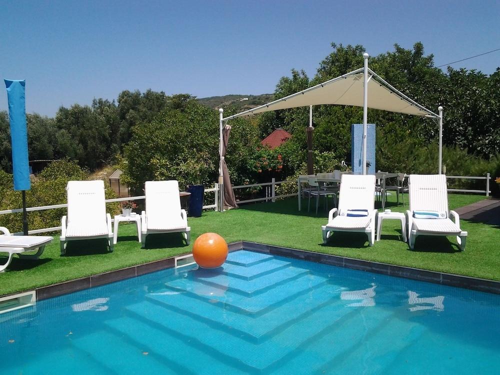 ذا ليك فيلا ماونتنز آند سي فيو حمام سباحة مكشوف