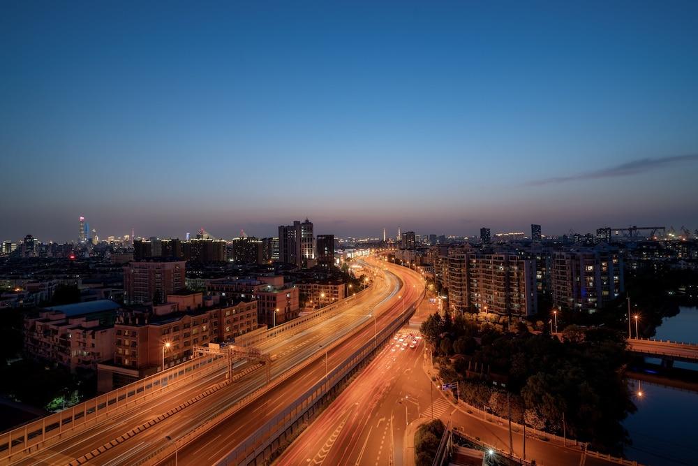 هوليداي إن إكسبرس شانغهاي جينشياو سنترا  باي آيتش جي المنطقة الخارجية