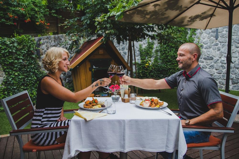 هوتل آند جيست هاوس تريجلاف دوبرنا المنطقة المحيطة بالمنشأة