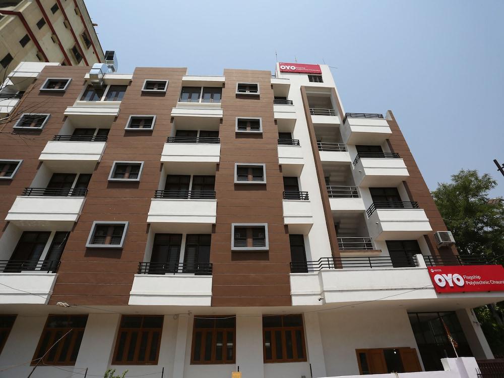 OYO Flagship 40126 Polytechnic Chauraha Exterior
