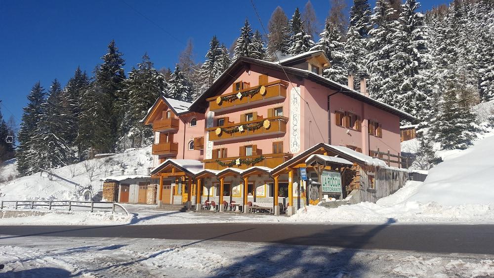 هوتل لا روتشا