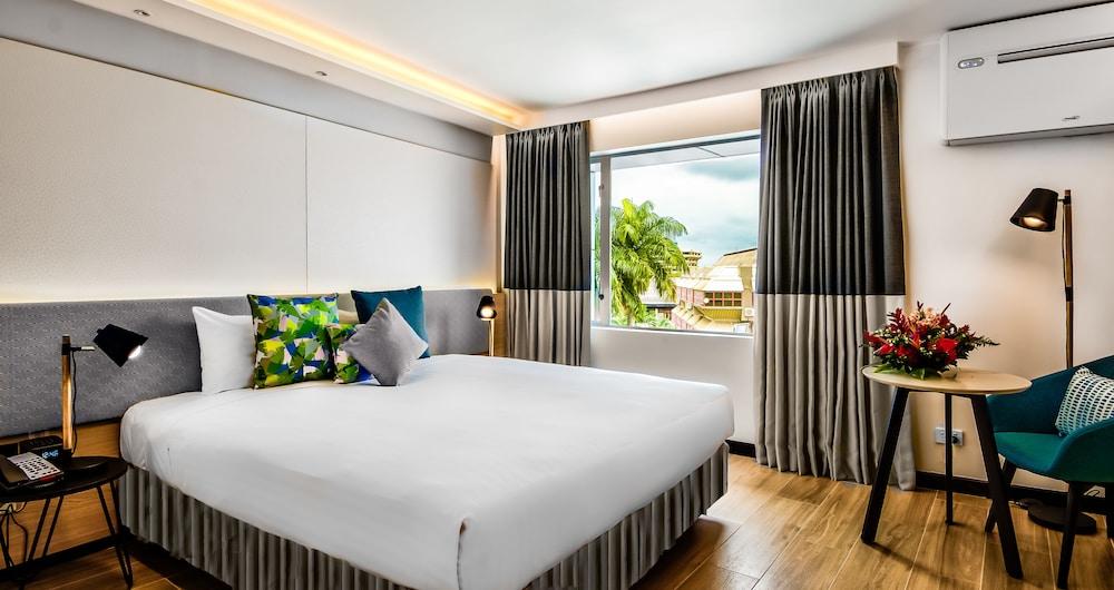 تانوا بلازا سوفا