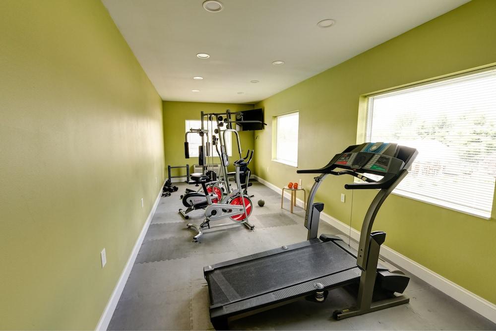 رمادا باي ويندام فينلاند ميلفيل أريا صالة الألعاب الرياضية