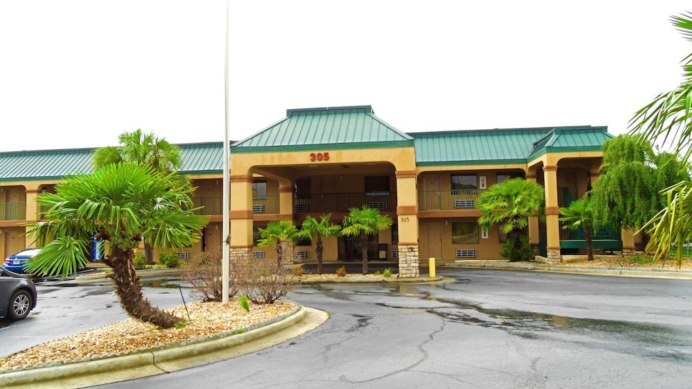 سوبر 8 باي ويندام بايرون/ساوث ماكون المنطقة الخارجية