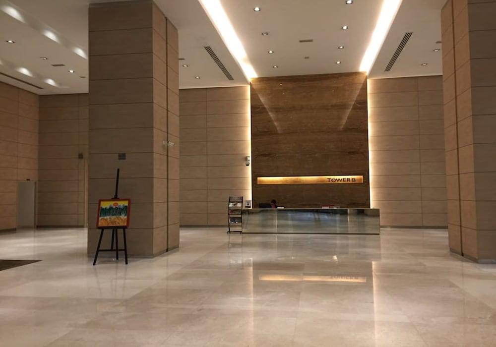 Marc B20-09 by SYNC Reception