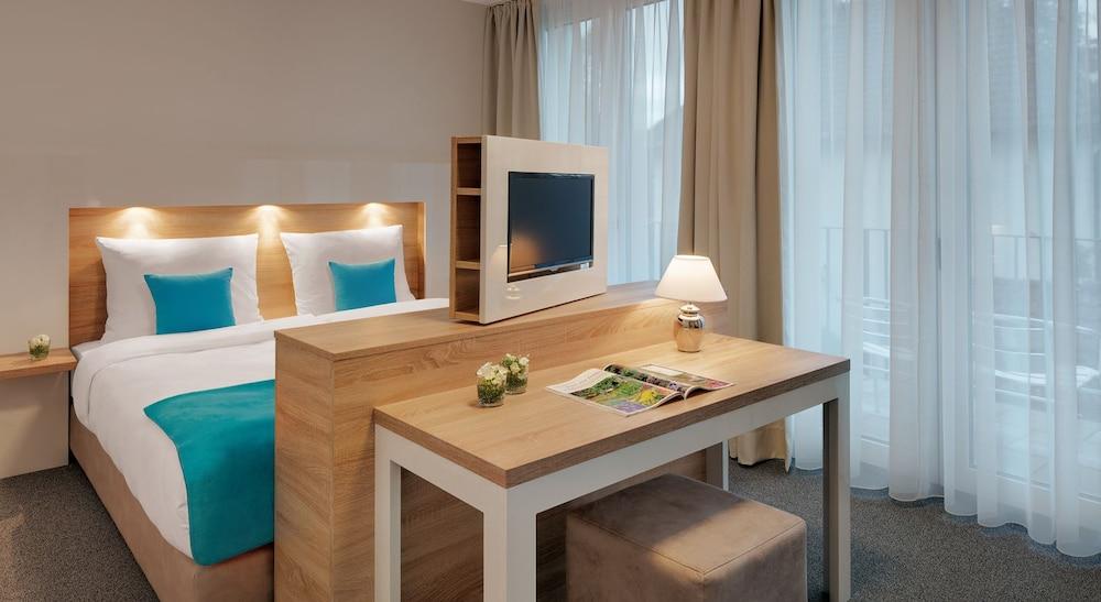 زيريخ هوتل آند بنسيون غرفة