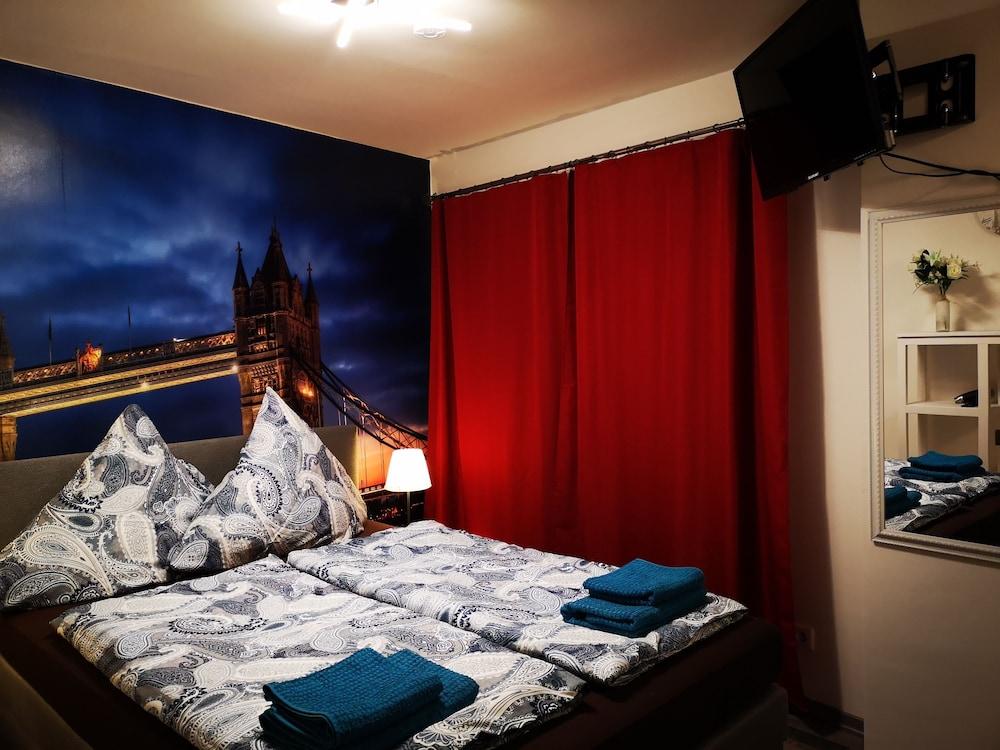 فرينفونونجن باريس لندن نيويورك غرفة