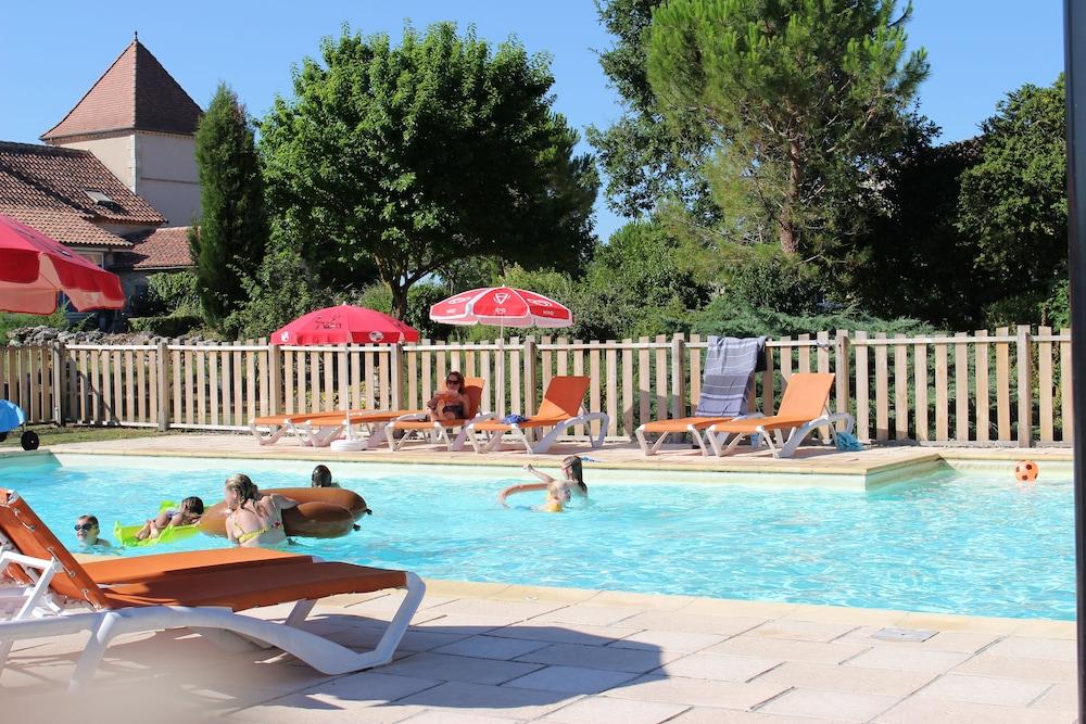 Le Vignal Outdoor Pool