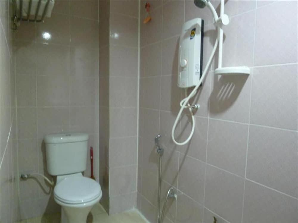 نيو ويف هوتل نيلاي 1 حمام