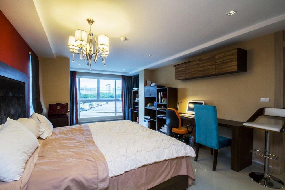 وحد نوفا العائلية بالقرب من ووكينج ستريت غرفة