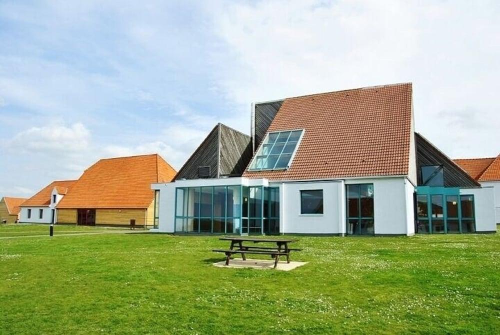 فيليدج فاكينسيز لو كاب دوبال