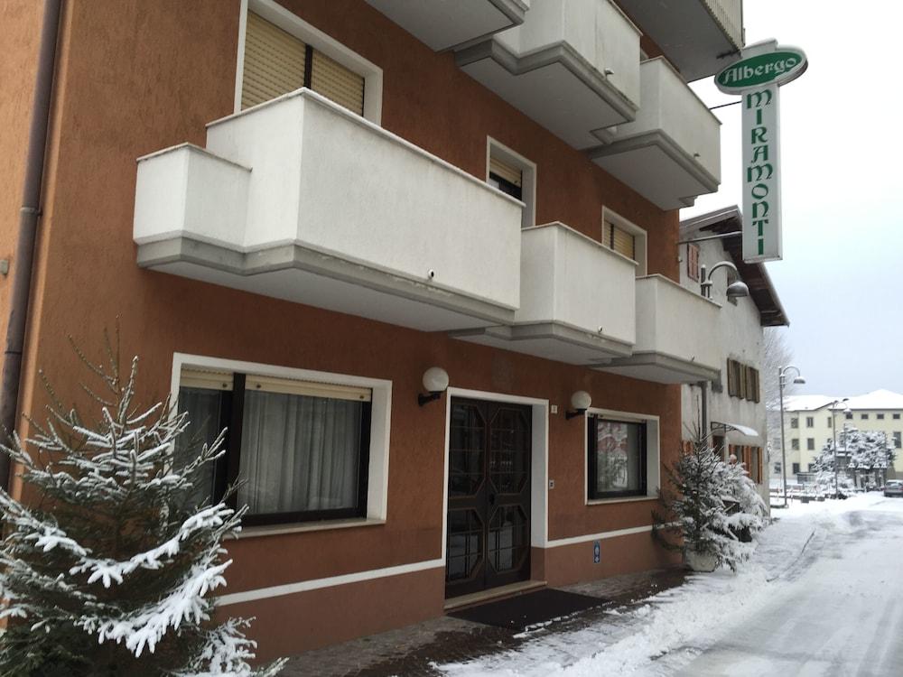 Albergo Miramonti Exterior
