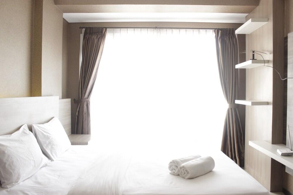 Relaxing Studio Room at Gateway Pasteur Apartment Room
