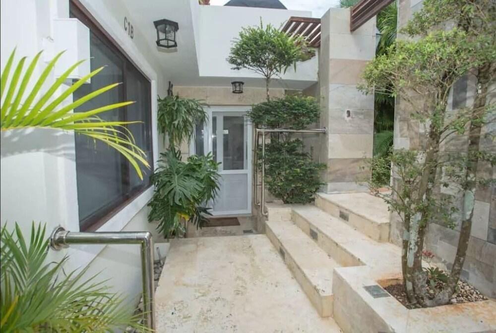 2بد رومز ألتوس تشافون أبارتمنت باي إيه إس في آر - سي1 سي الفندق من الداخل