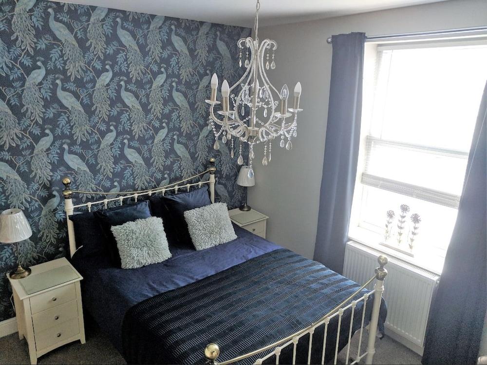 ليون هاوس بد آند بريكفاست غرفة