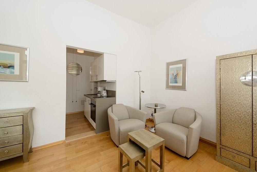 فيفو أوف دير دومينزل موليندام غرفة