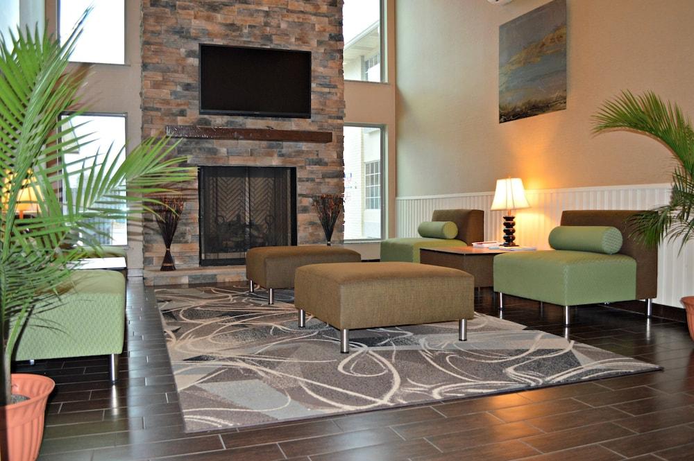 ويندهام جاردن كروس لاينز تشارلستون الردهة