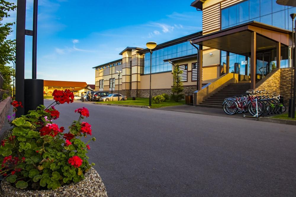 هوتل بوكروفسكوي ديفنوي تفاصيل الفندق من الخارج