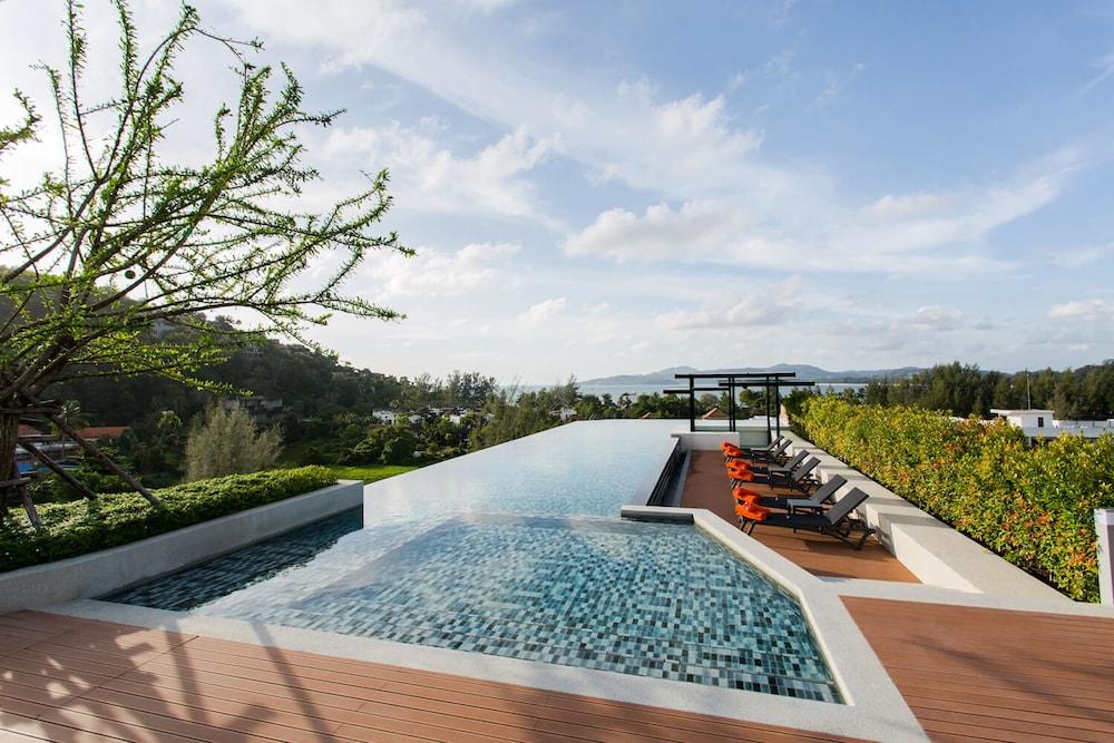 سورين لوفت باي هولي بلانيت حمام سباحة مكشوف