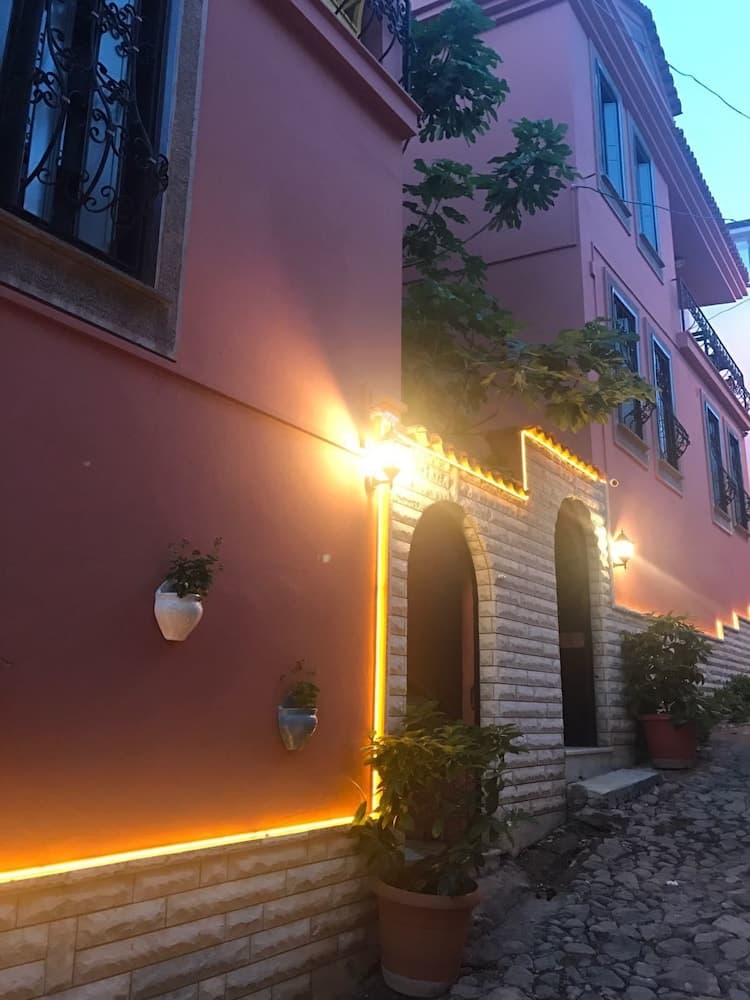 Cundahan Otel Featured Image