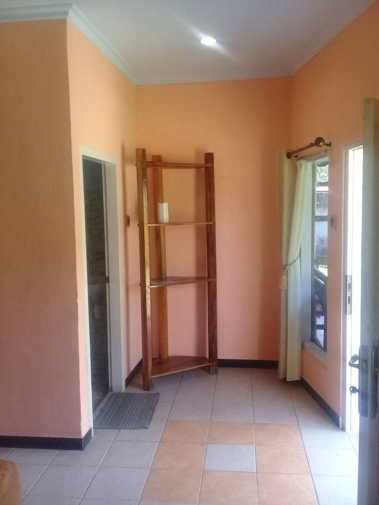 بورناما بيتش هوتل لومبوك تفاصيل الفندق من الداخل