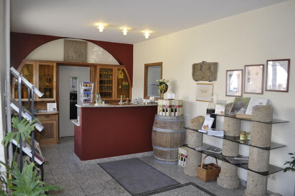 هوتل-فانجوت كارلسموله