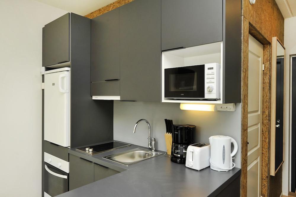 Forenom Apartments Espoo Lintuvaara Room